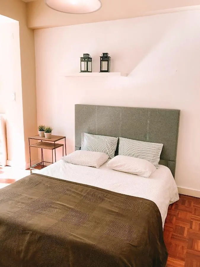 7Rios Rooms Lisboa 0*,  Portugal